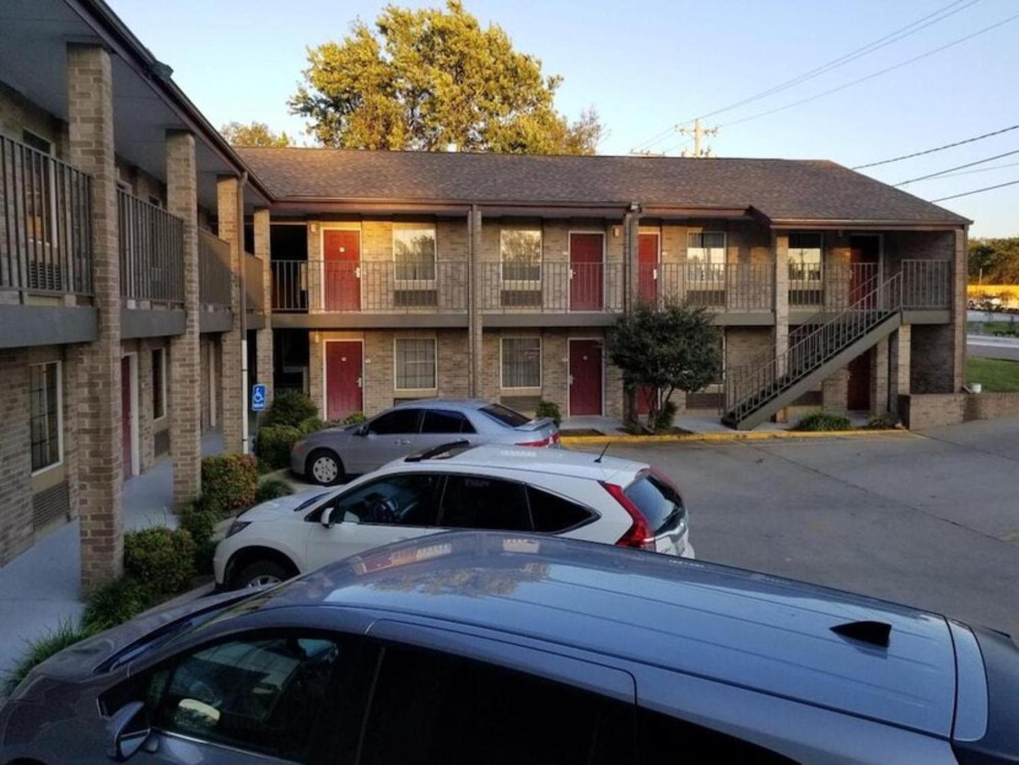 Motel 6 Ada Ok 外观 照片